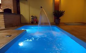 Loft Paraíso com piscina privativa em Brotas SP